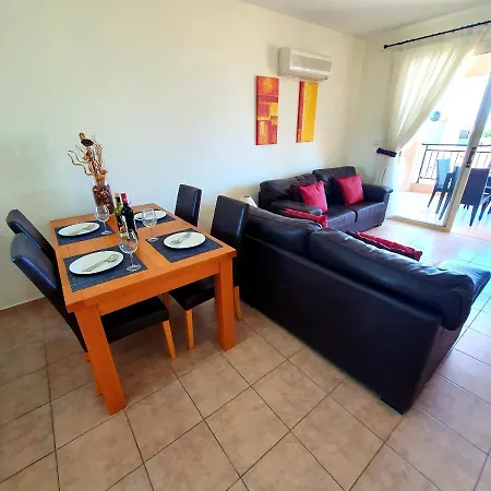 Appartement Lovely 2 Bedroom A206, 800m To The Sea Paphos