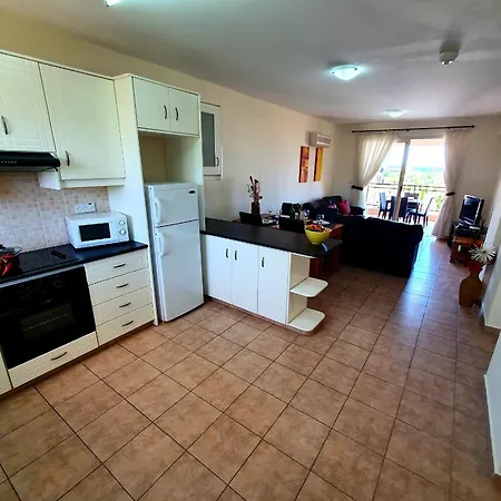 Appartement Lovely 2 Bedroom A206, 800m To The Sea Paphos